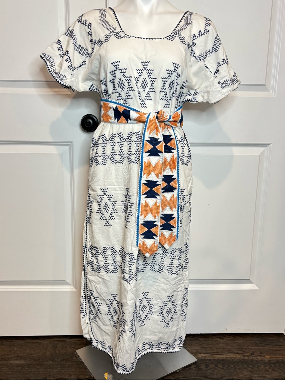 Marea by Liz Joy White Navy Embroidered Short Sleeve Midi Dress Belt S